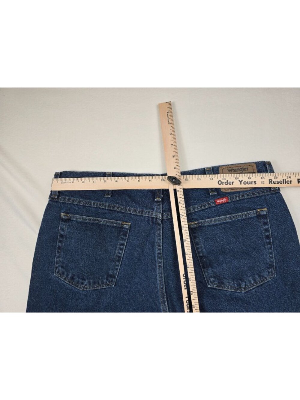 Wrangler Mens Blue Denim Jeans Size 38 X 30 Relaxed Fit 100% Cotton - Picture 5 of 6